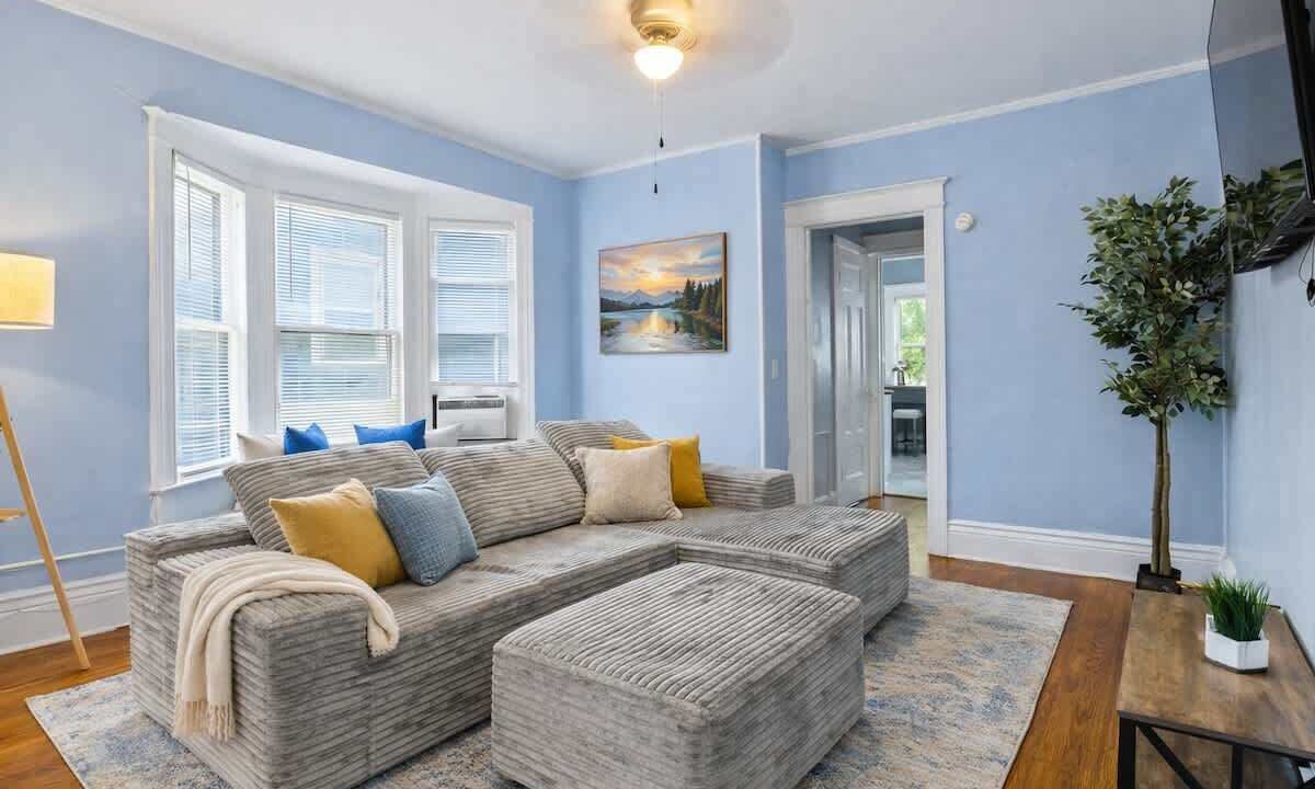 Photo of Livingroom in Rochester