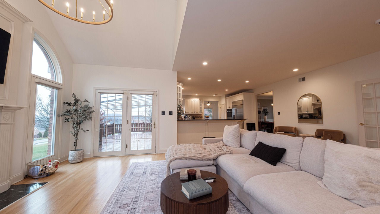 Photo of Livingroom in Canonsburg