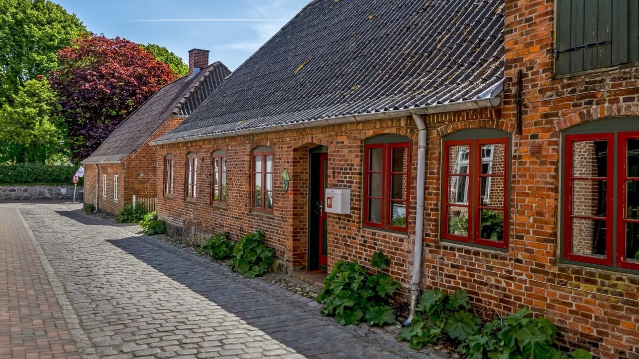 Photo of Others in Hojer