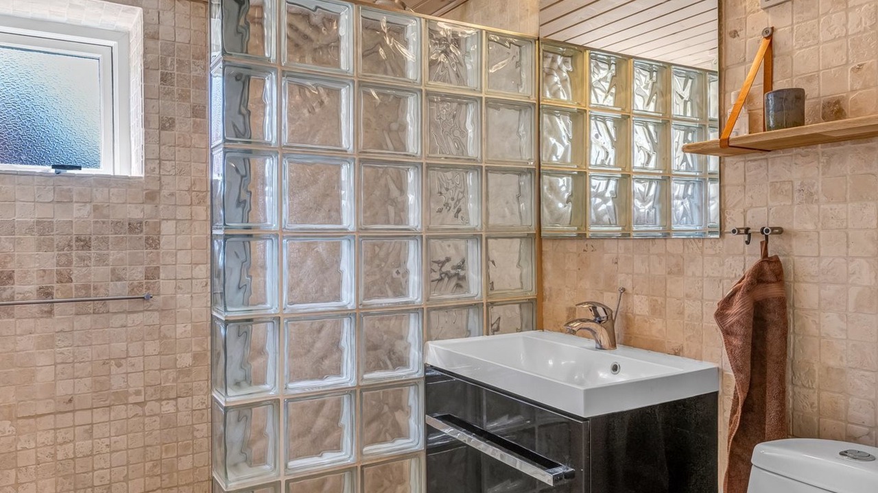 Photo of Bathroom in Hojer