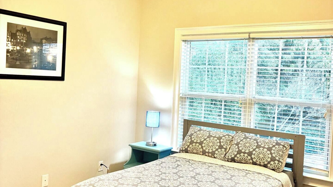 Photo of Bedroom in Evans