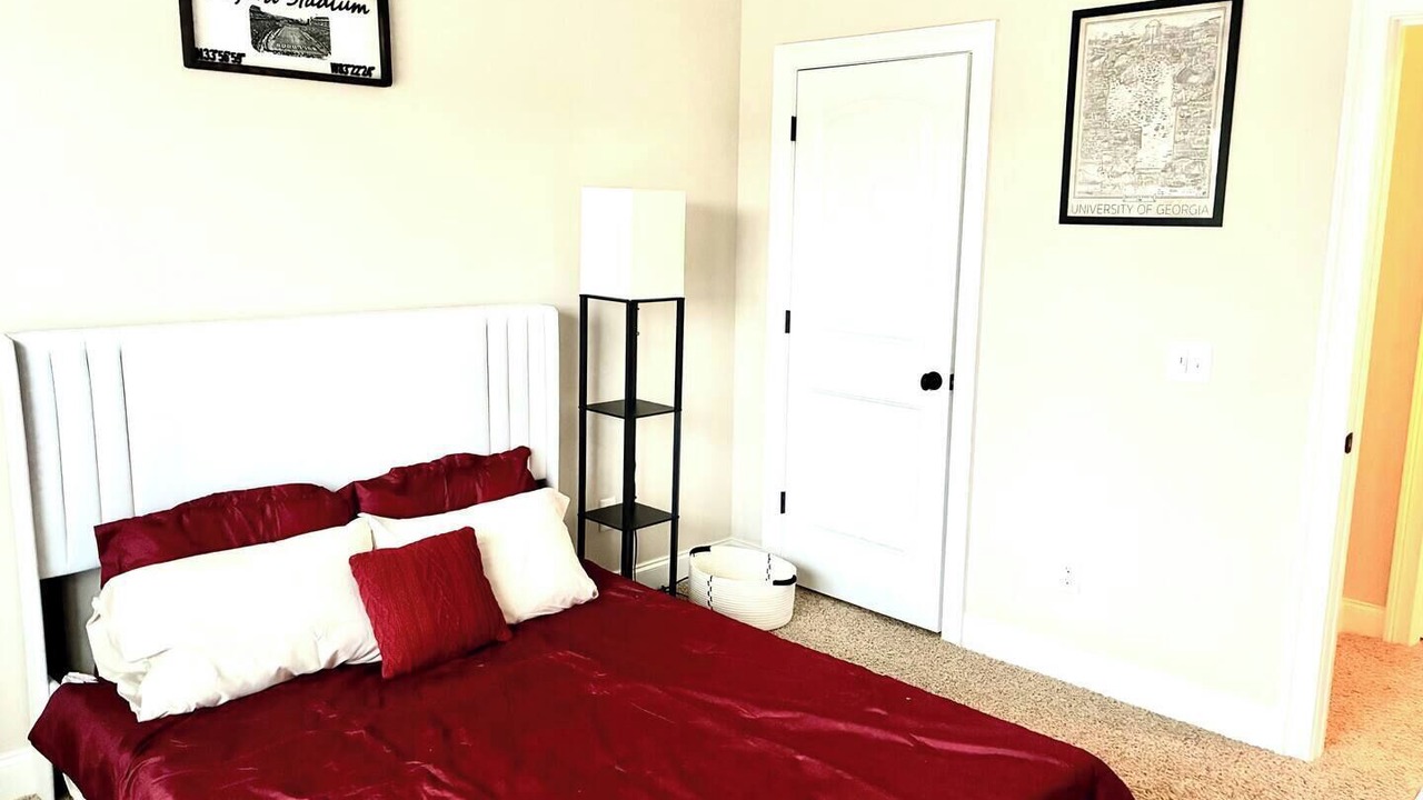 Photo of Bedroom in Evans
