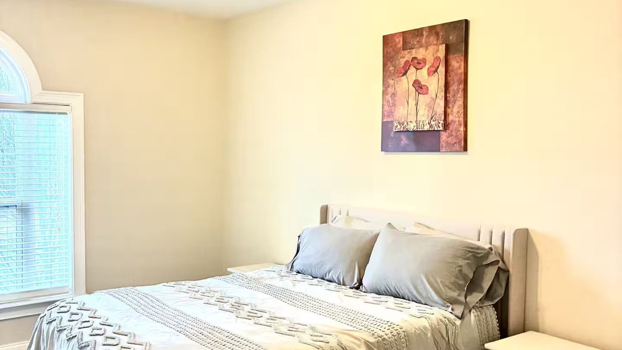 Photo of Bedroom in Evans