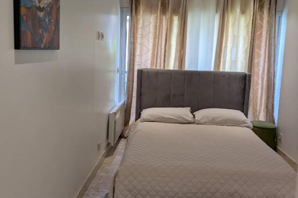 Photo of Bedroom in Alfortville