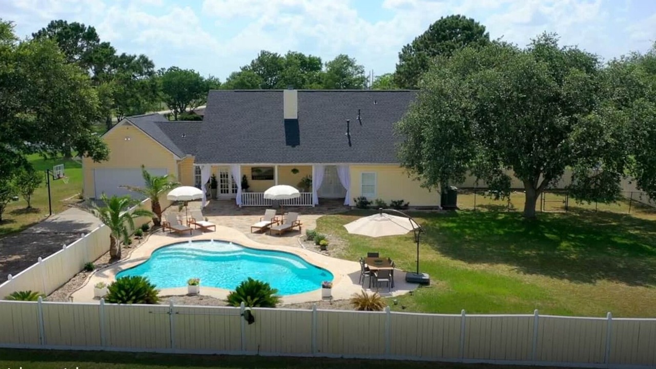 Photo of Outdoor in Clodine