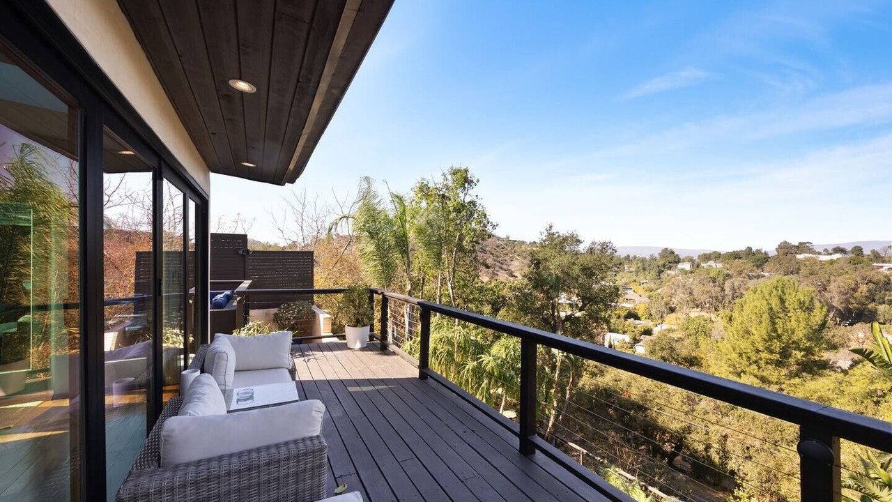 Photo of Patio Balcony in Hollywood Hills