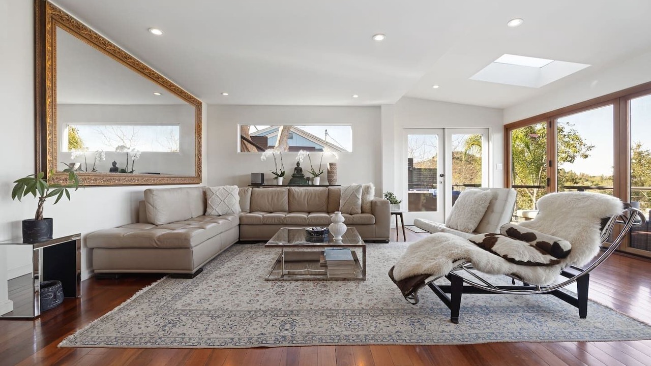 Photo of Livingroom in Hollywood Hills