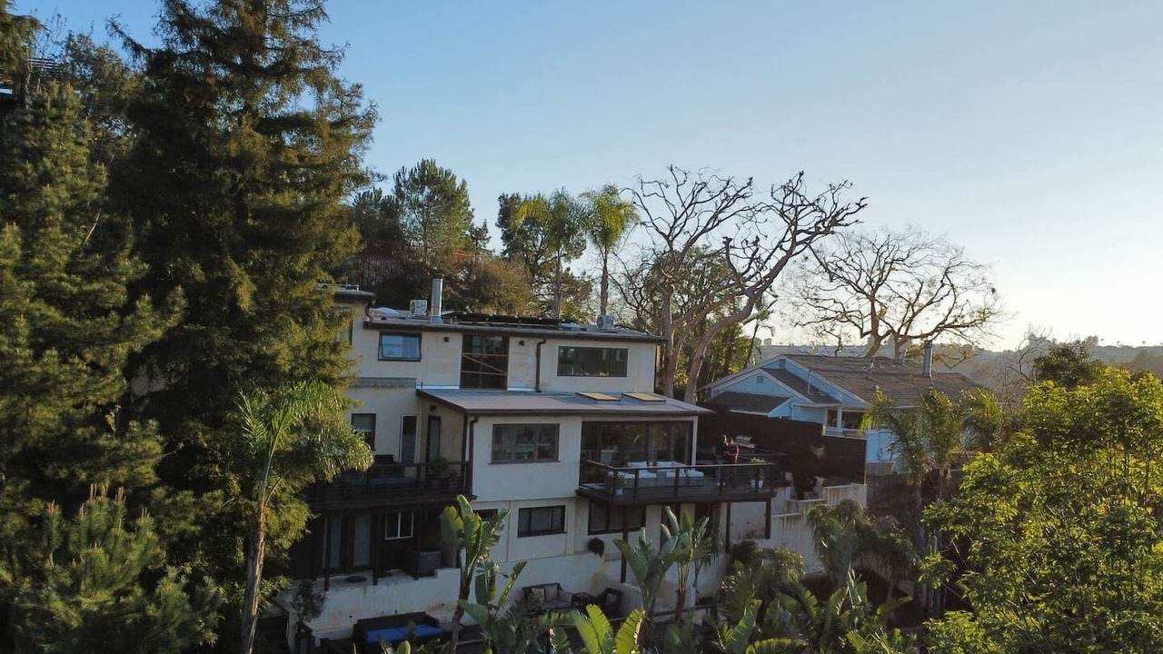 Photo of Outdoor in Hollywood Hills