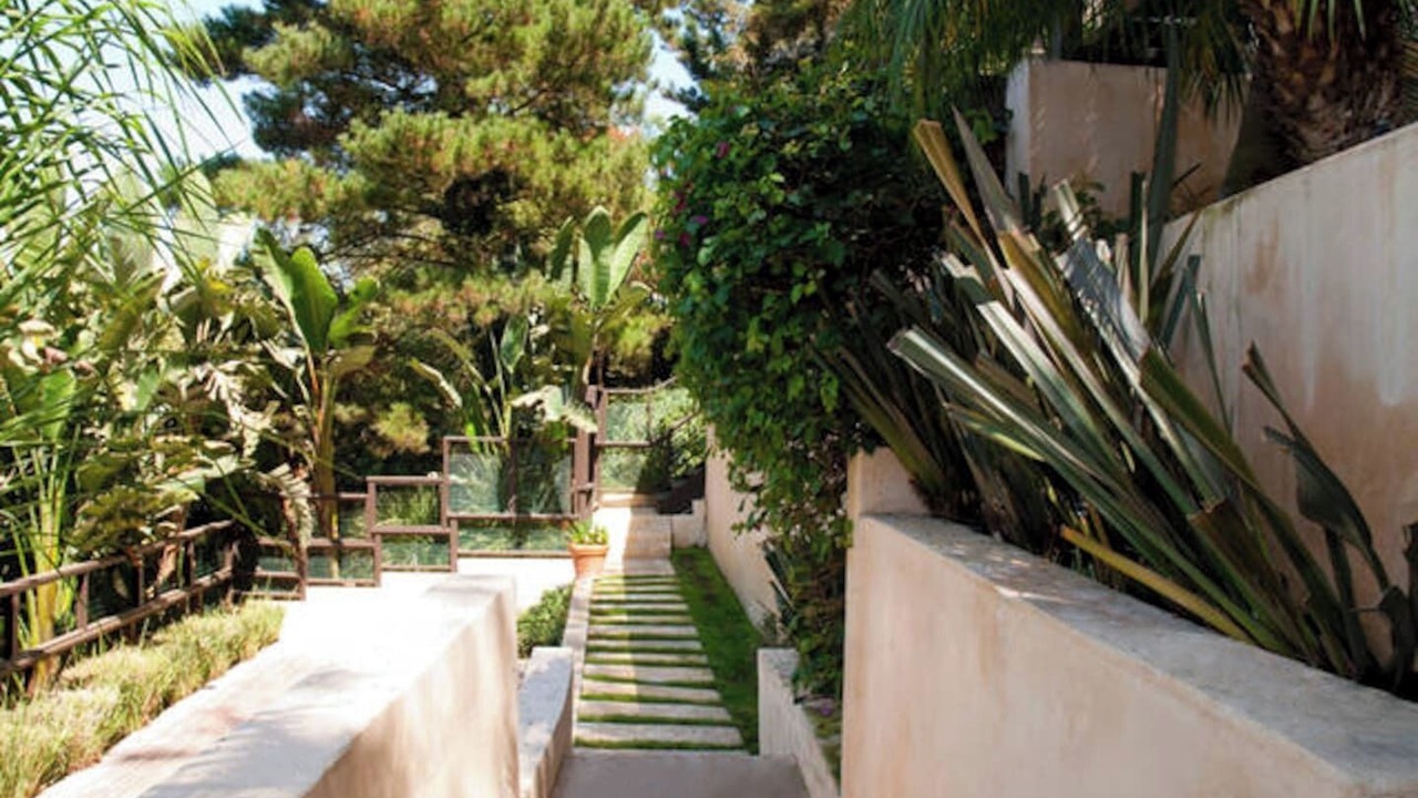 Photo of Outdoor in Hollywood Hills