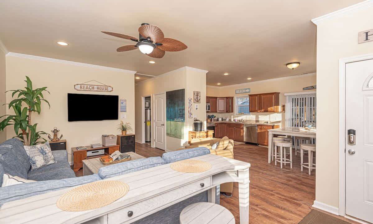 Photo of Livingroom in Ocean Pines