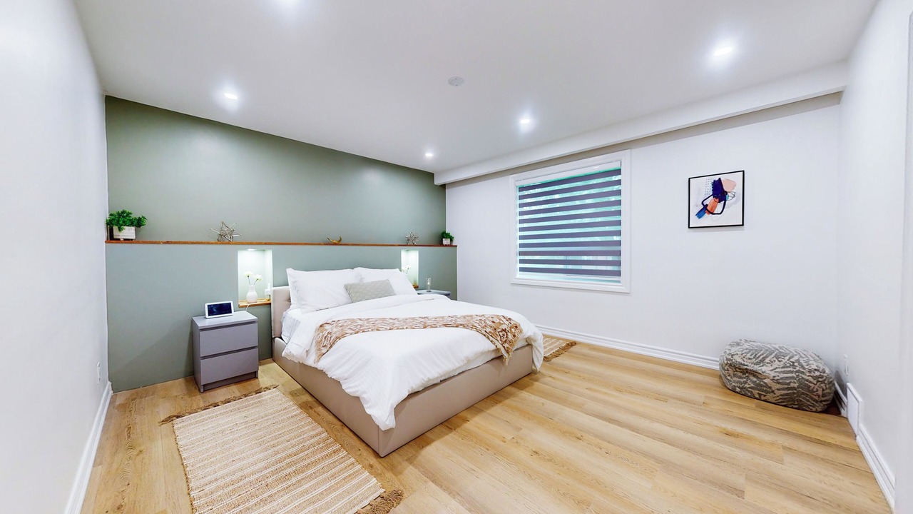 Photo of Bedroom in Newtonbrook