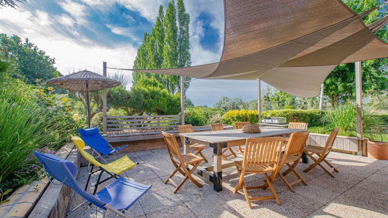 Photo of Outdoor in Geraudot