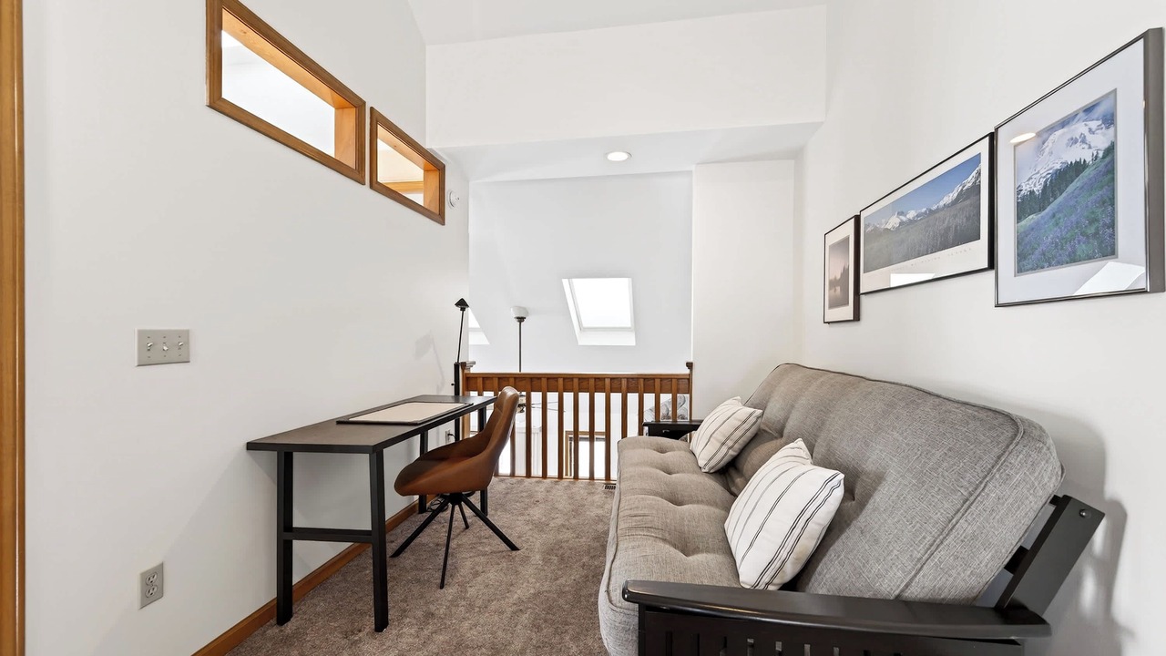 Photo of Livingroom in Great Valley