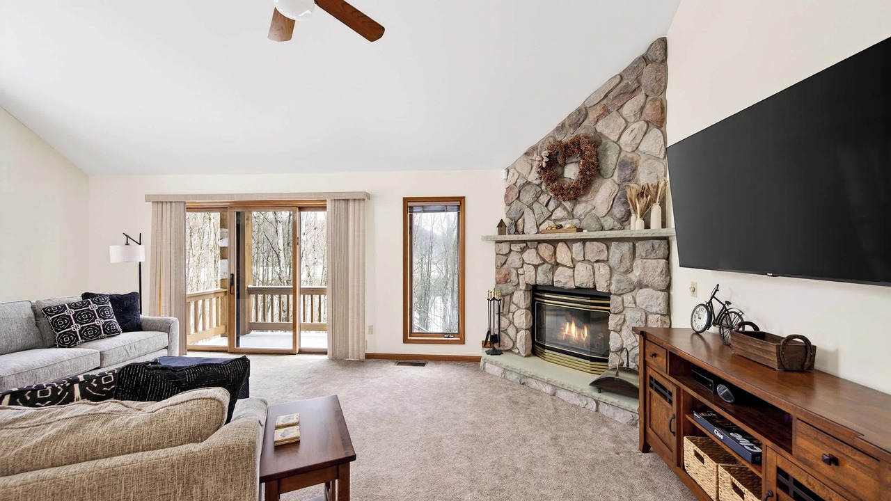 Photo of Livingroom in Great Valley