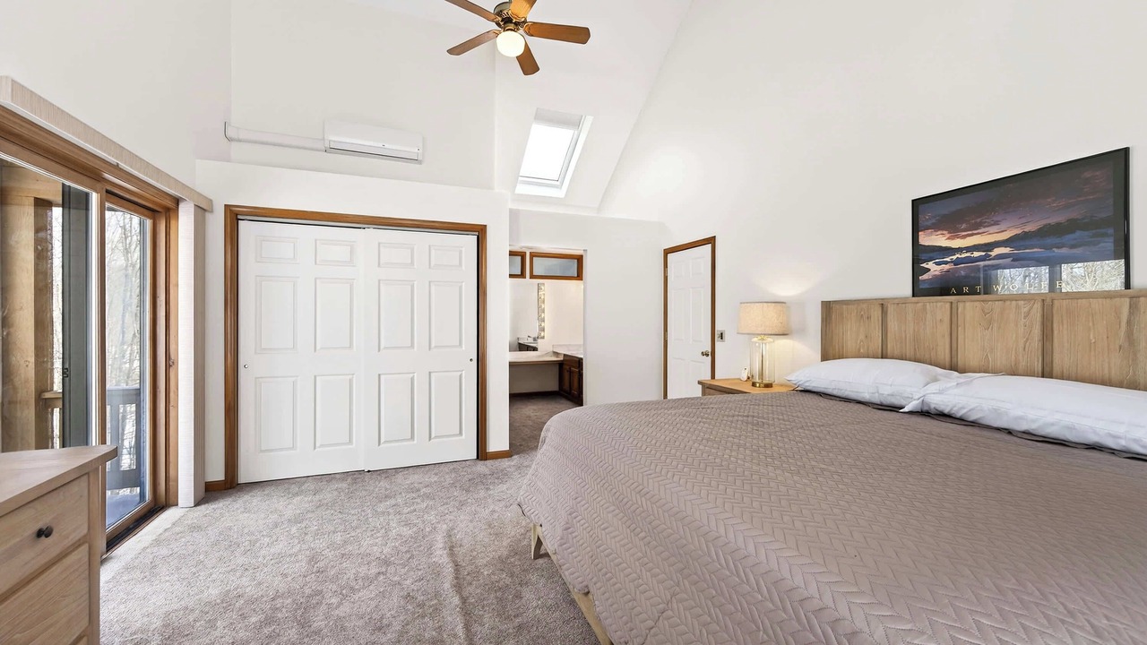 Photo of Bedroom in Great Valley