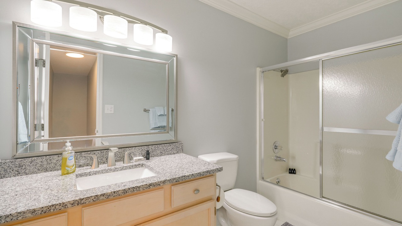 Photo of Bathroom in Piney Flats