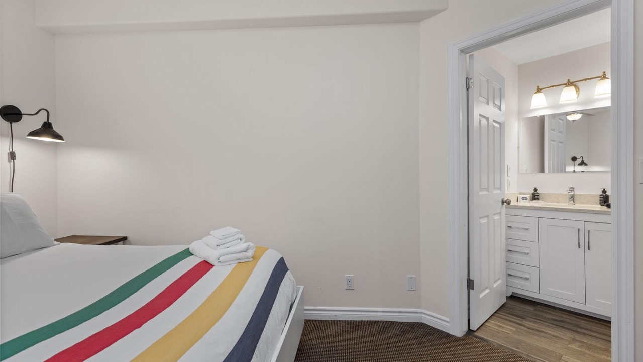 Photo of Bedroom in Lake of Bays