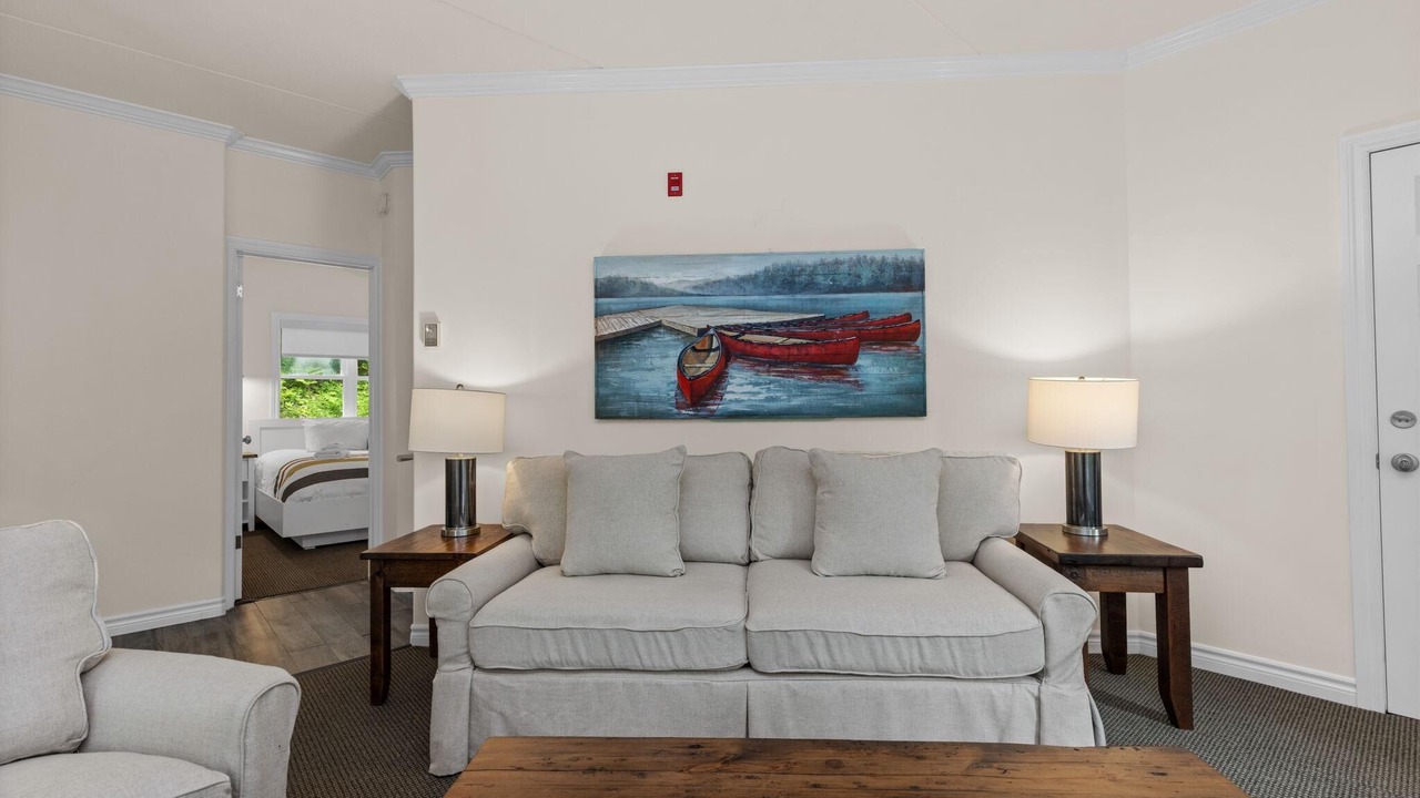 Photo of Livingroom in Lake of Bays