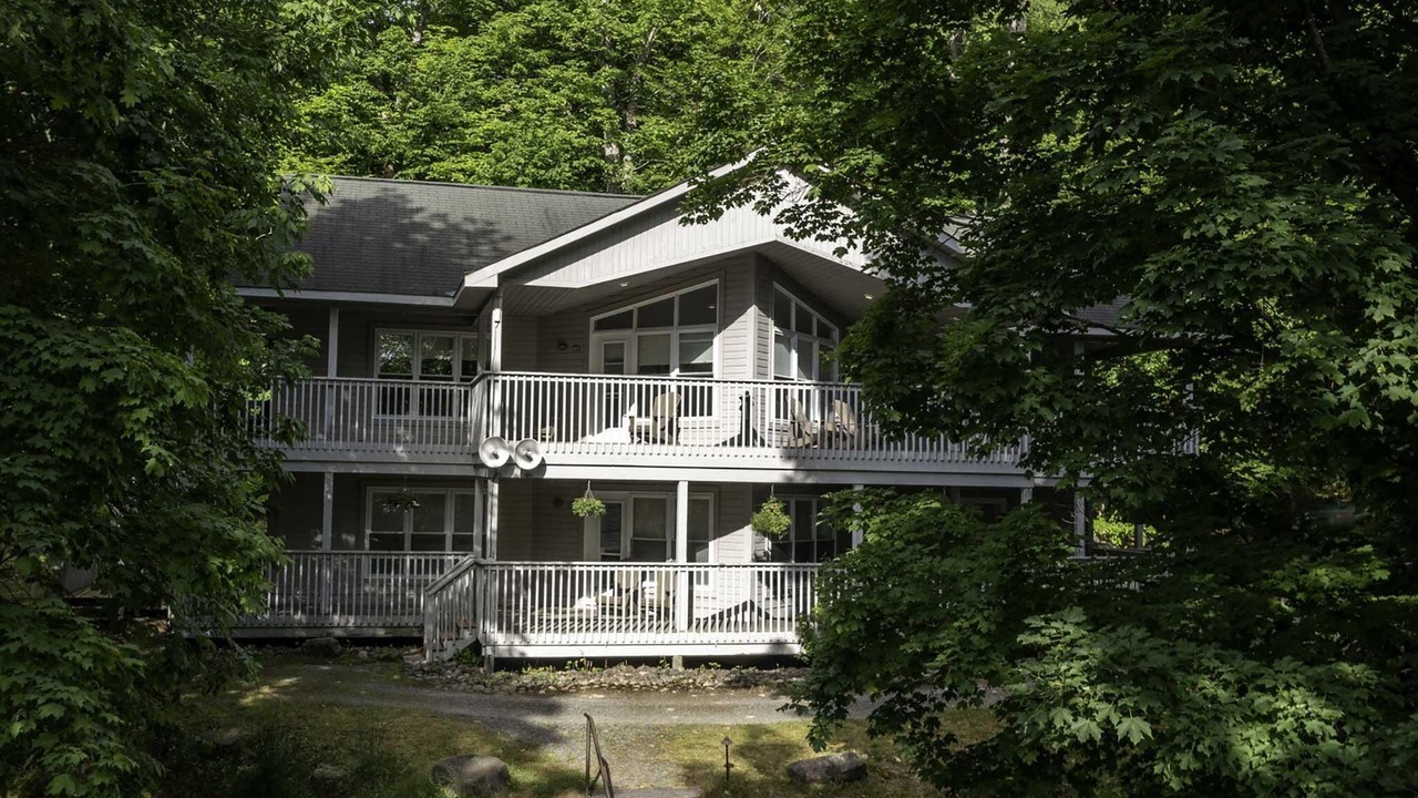 Photo of Outdoor in Lake of Bays