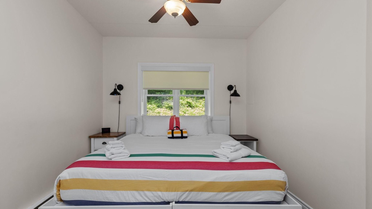 Photo of Bedroom in Lake of Bays