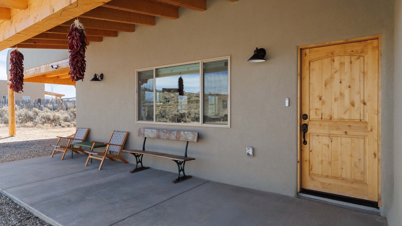 Photo of Patio Balcony in Ranchos De Taos