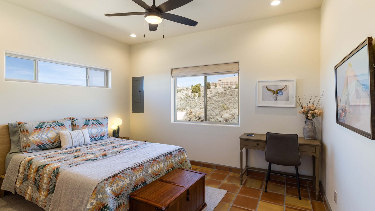 Photo of Bedroom in Ranchos De Taos
