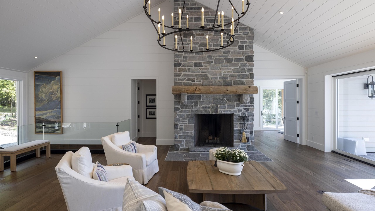 Photo of Livingroom in Bracebridge