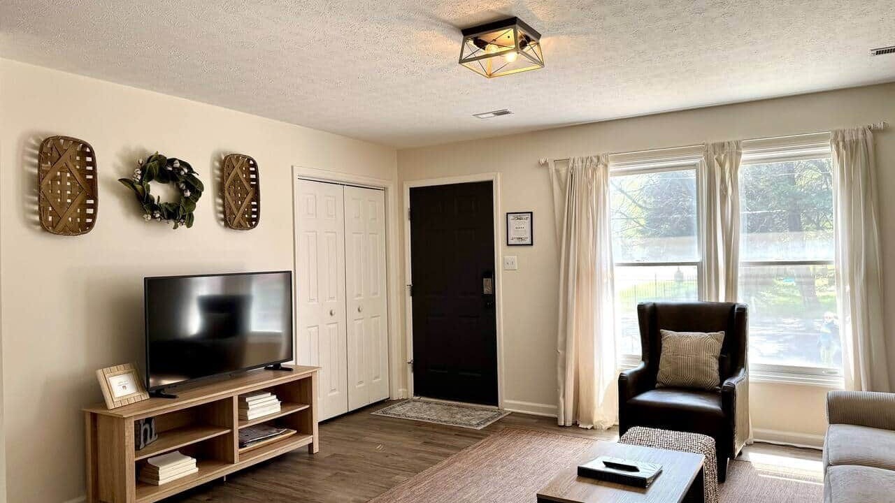 Photo of Livingroom in Old North Knoxville