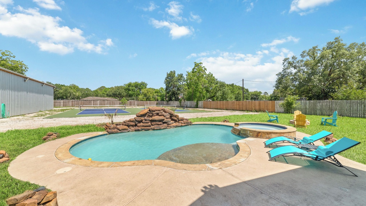 Photo of Outdoor in Pearland