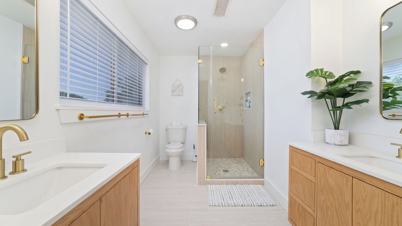 Photo of Bathroom in Pearland