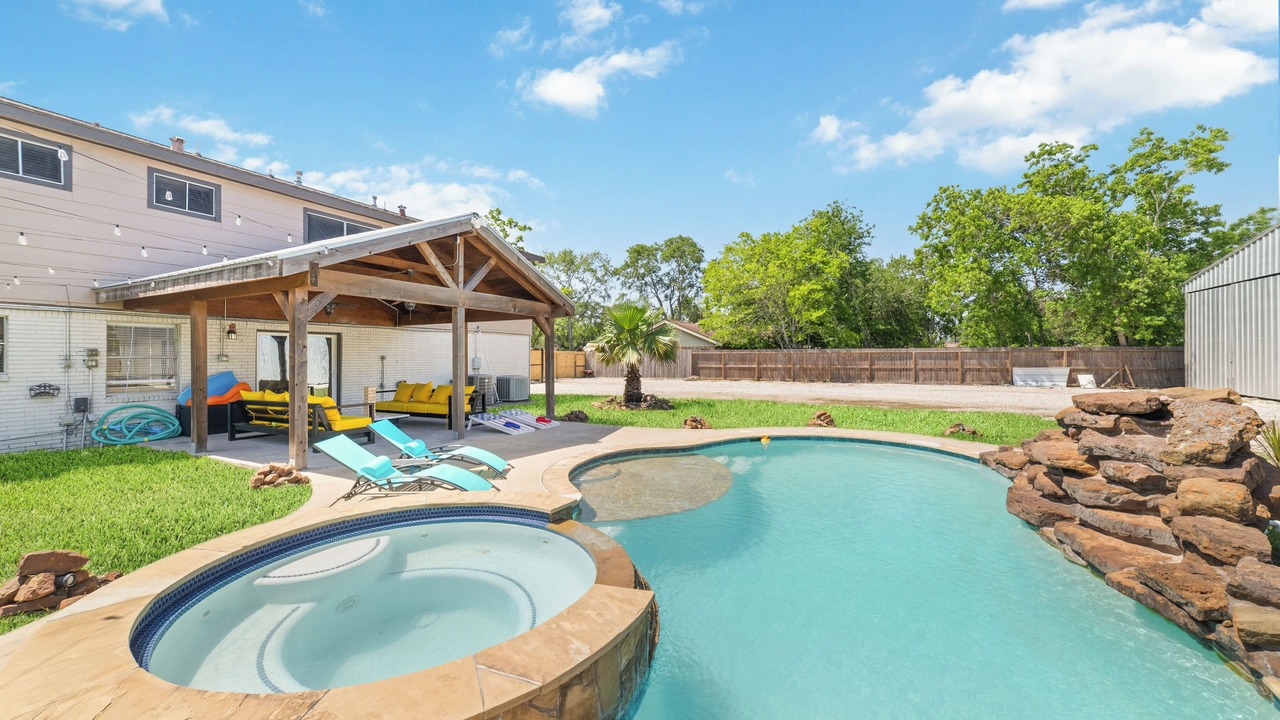 Photo of Outdoor in Pearland