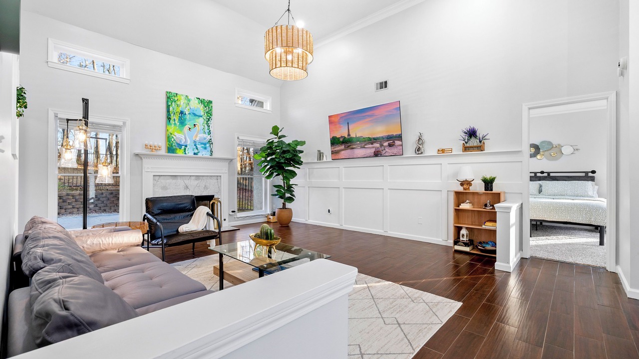 Photo of Livingroom in Sugar Hill