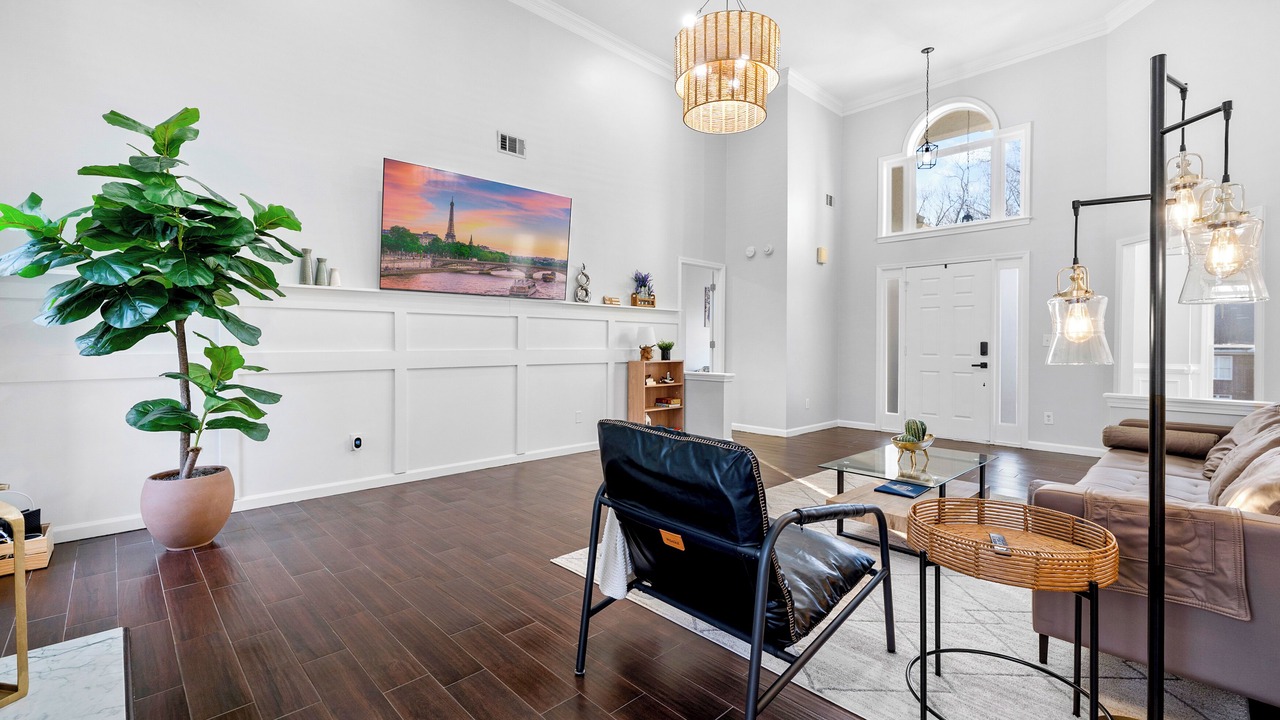 Photo of Livingroom in Sugar Hill