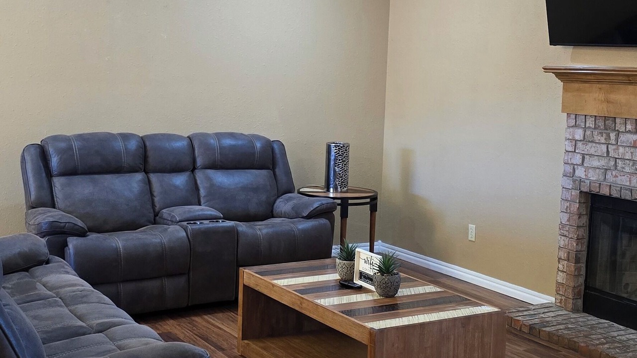 Photo of Livingroom in Lawton