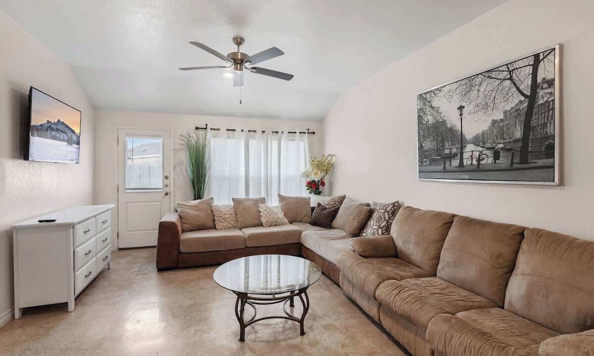 Photo of Livingroom in Copperas Cove
