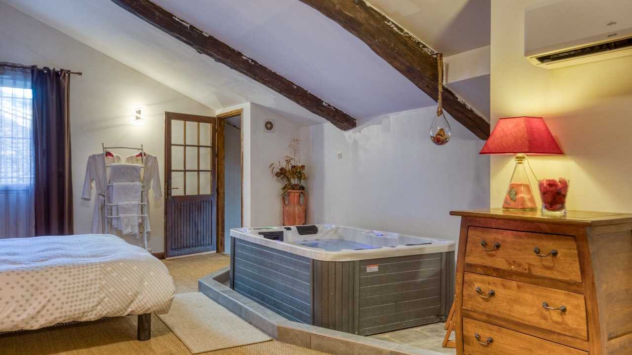Photo of Bedroom in Faugeres