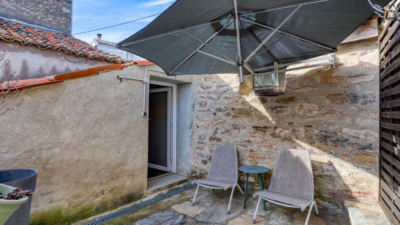 Photo of Patio Balcony in Faugeres