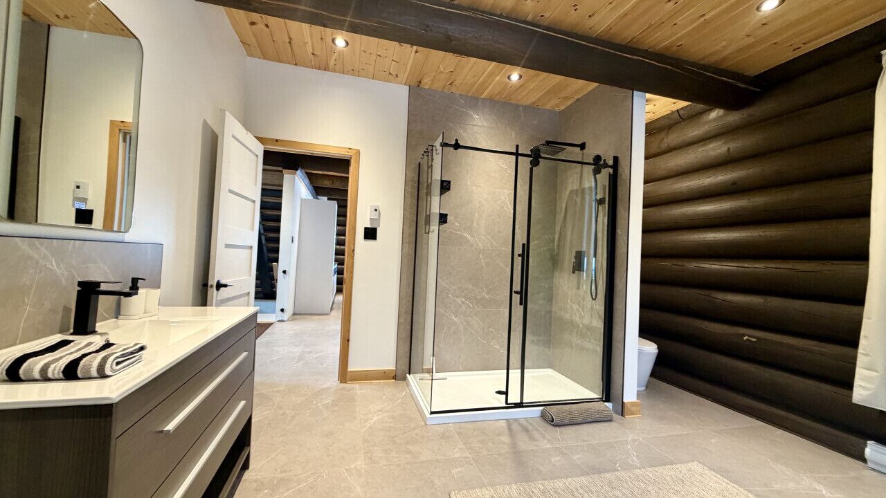 Photo of Bathroom in Saint Come