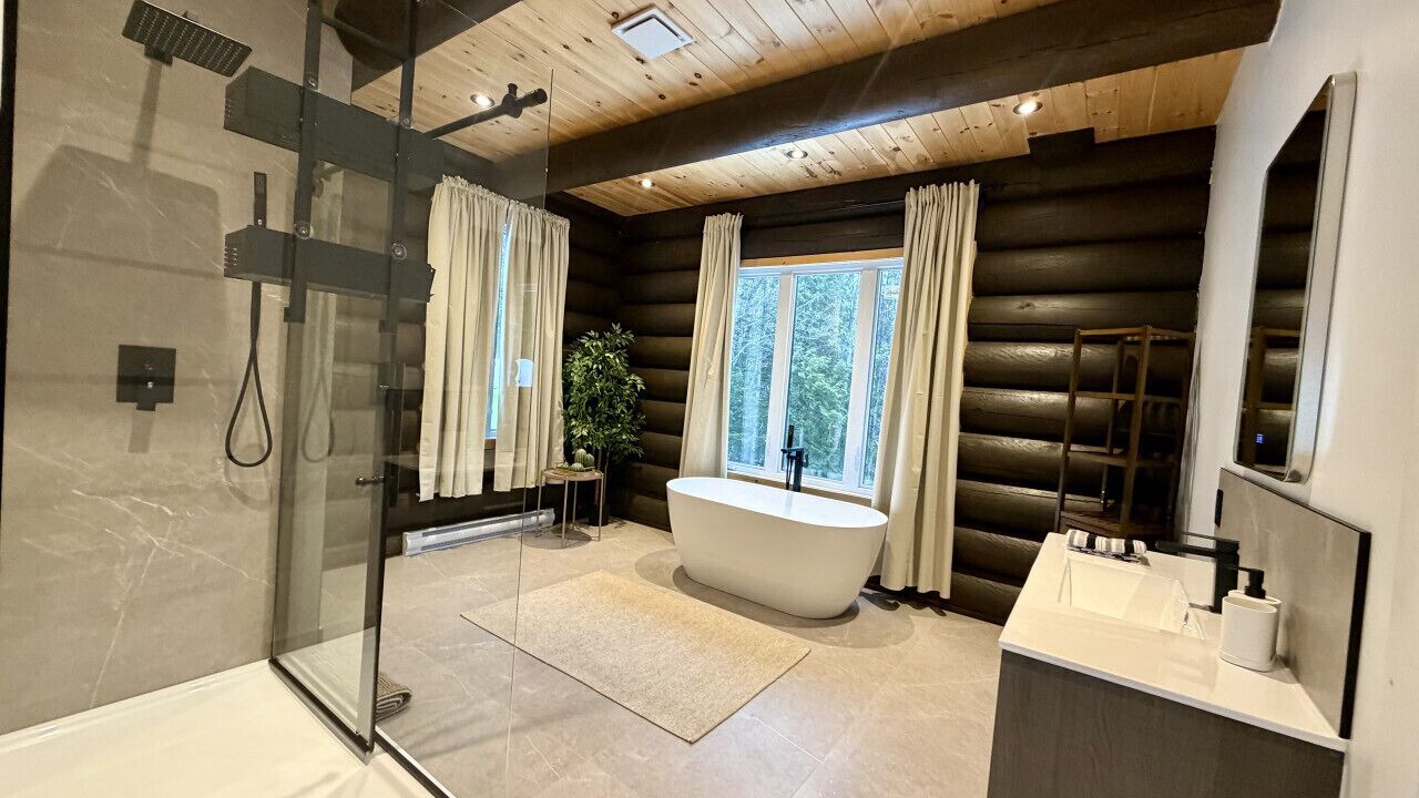 Photo of Bathroom in Saint Come