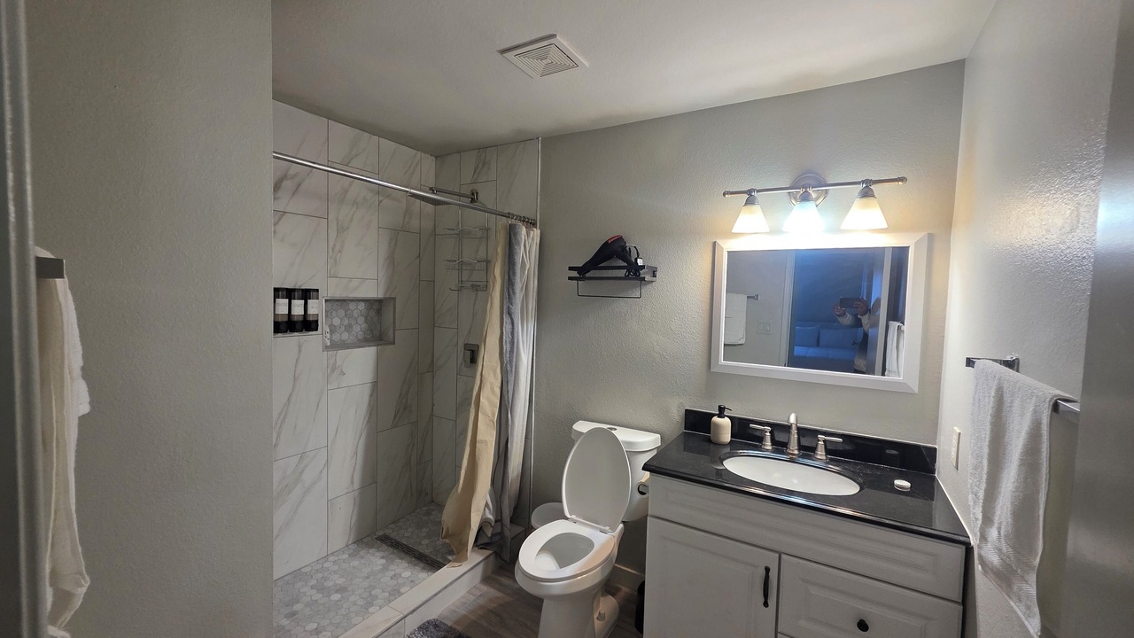 Photo of Bathroom in Maryvale