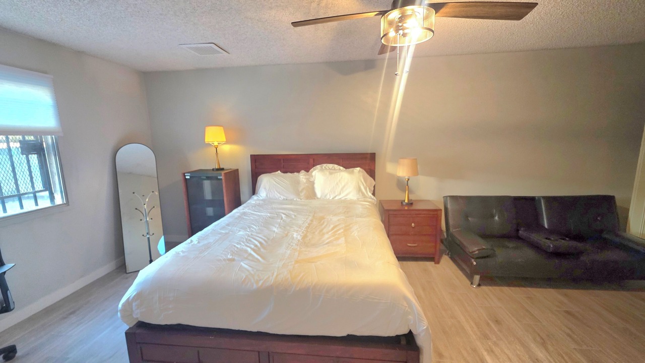 Photo of Bedroom in Maryvale