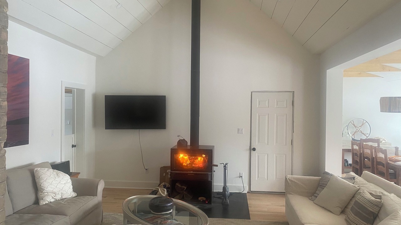 Photo of Livingroom in Grey Highlands