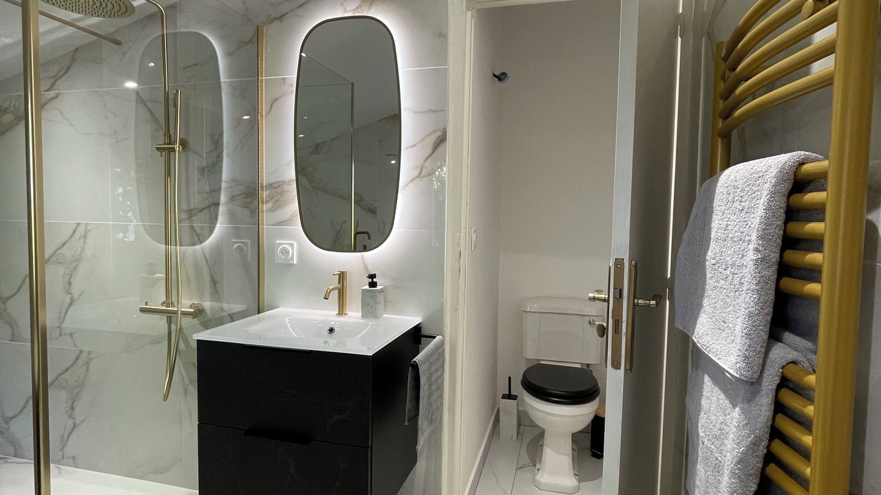 Photo of Bathroom in Saint-Esteve