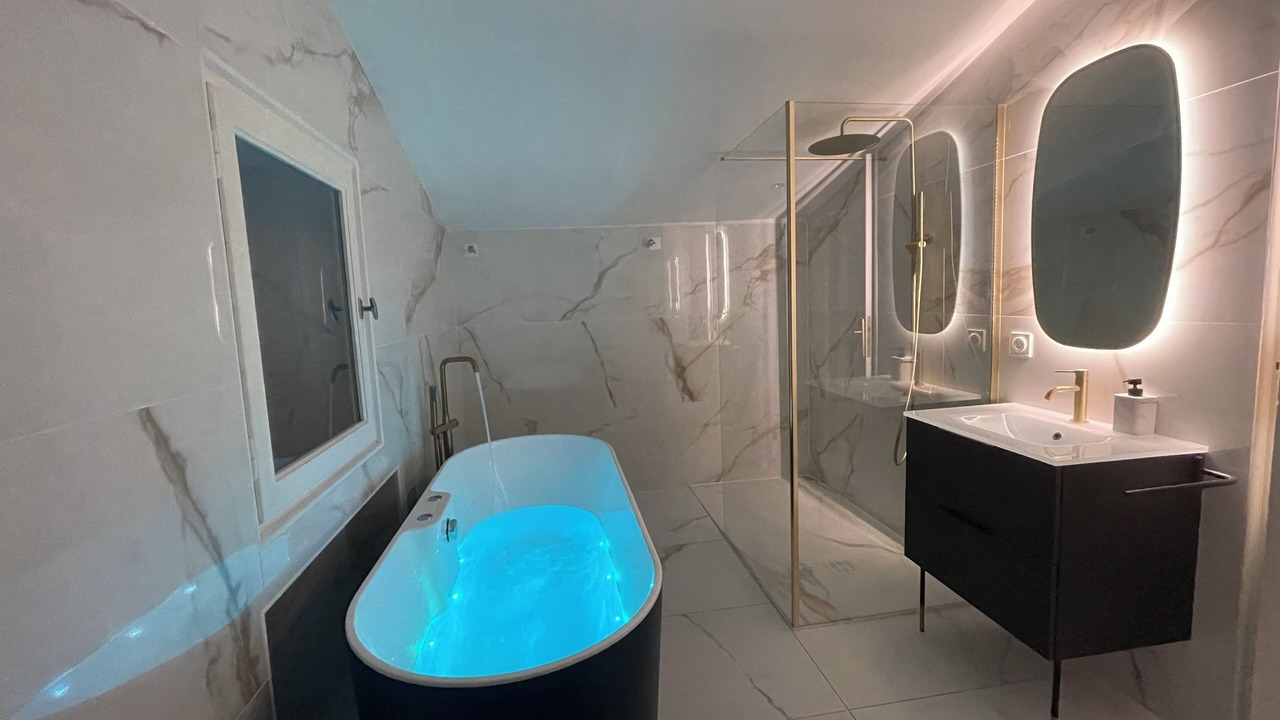 Photo of Bathroom in Saint-Esteve