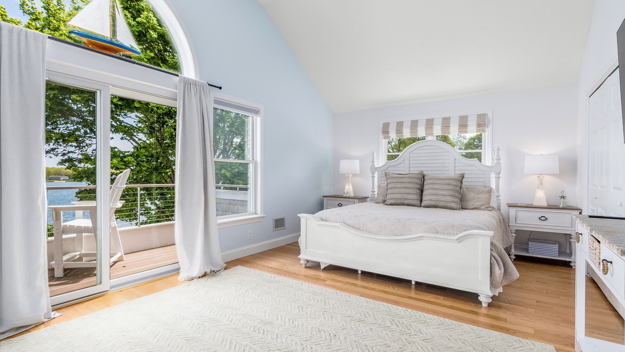 Photo of Others in Teaticket