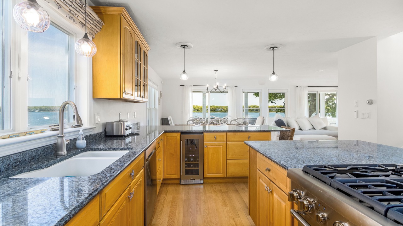 Photo of Others in Teaticket