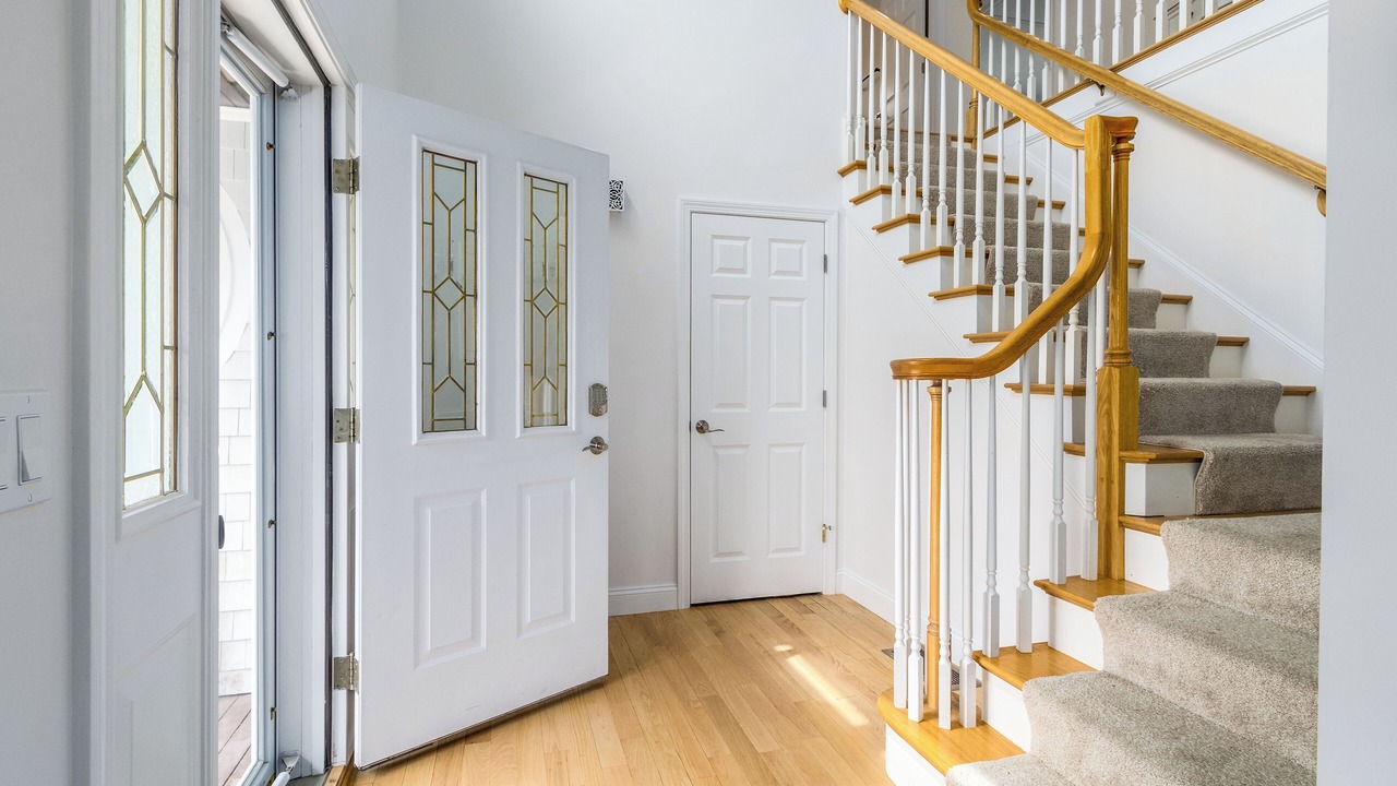 Photo of Others in Teaticket