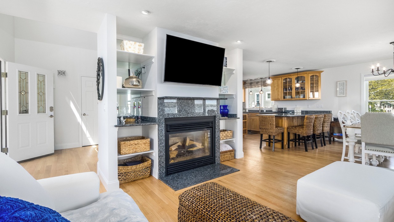 Photo of Others in Teaticket