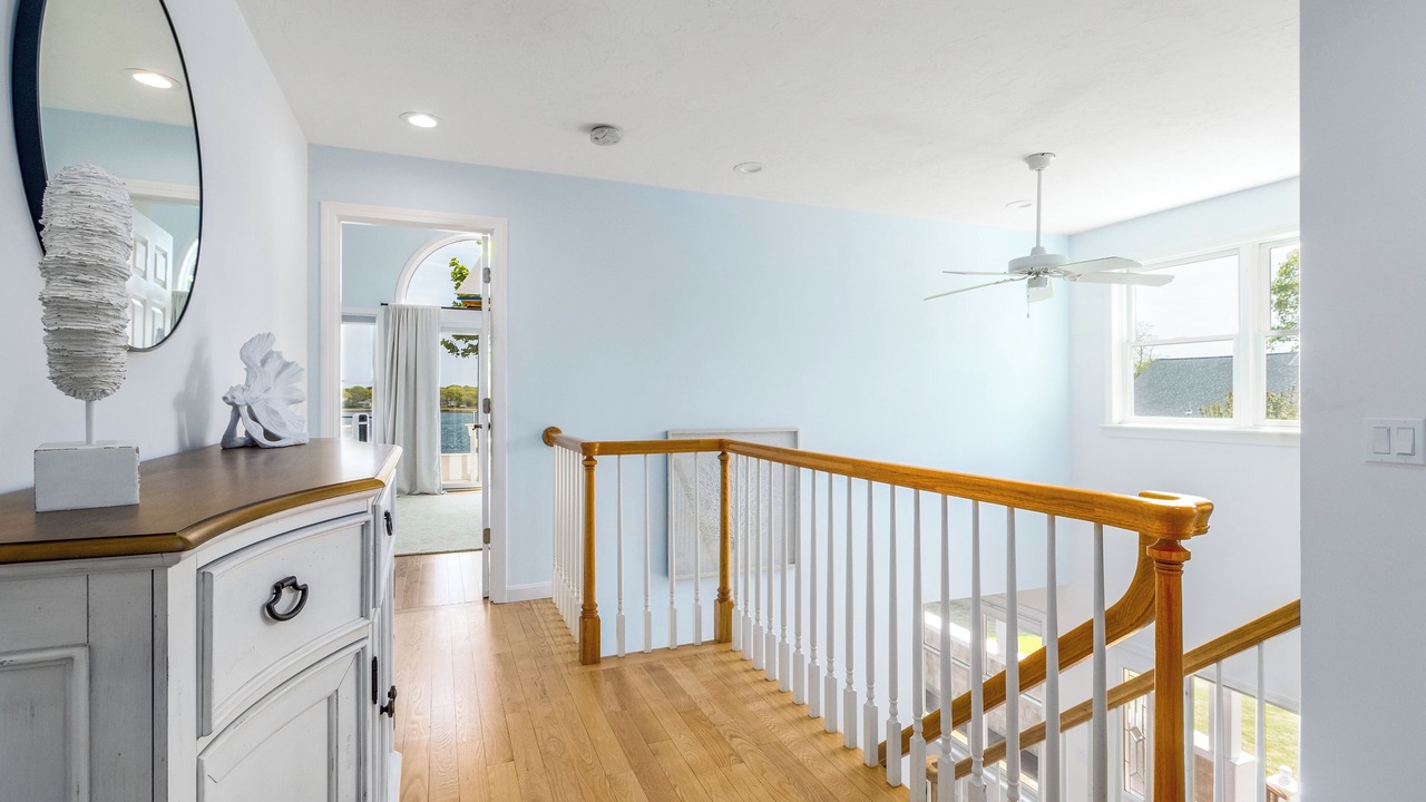 Photo of Others in Teaticket