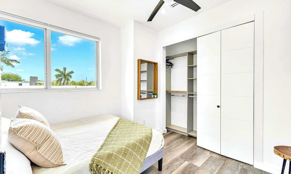 Photo of Bedroom in South Middle River